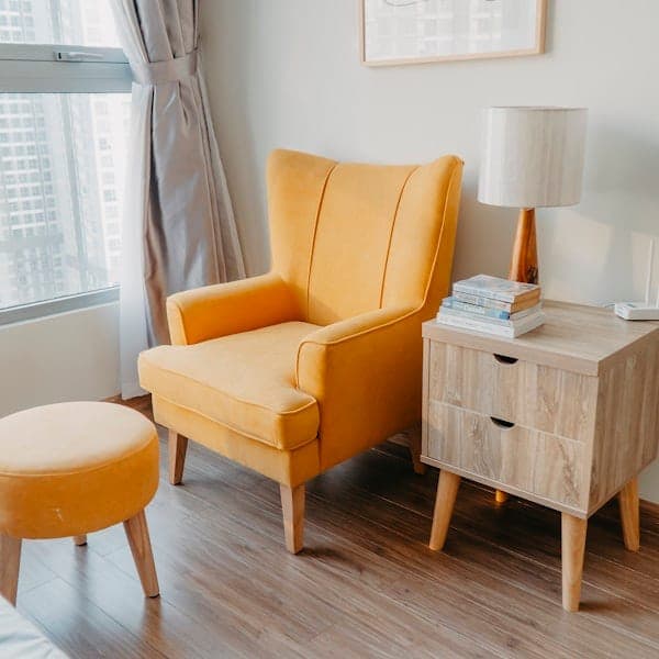 Reading Wing Armchair